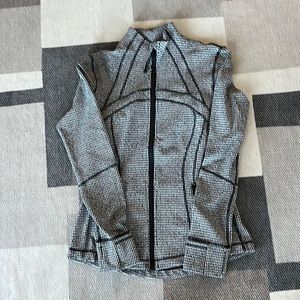 EUC Lululemon define jacket size 8